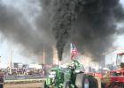 Gibbon Tractor Pull draws large crowd despite heat